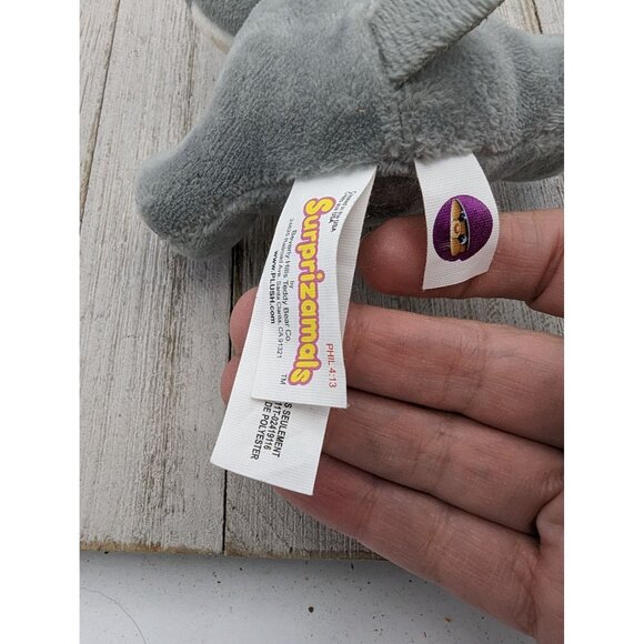 Suprizamals Baby Kate Glacier Dog Gray Blue White 4 1/2" - Picture 4 of 5